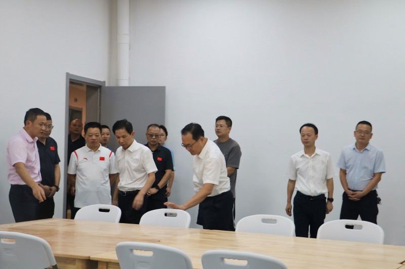 省體育局黨組書記、局長李小平在九江調(diào)研2024年WTA江西網(wǎng)球公開賽籌備工作情況